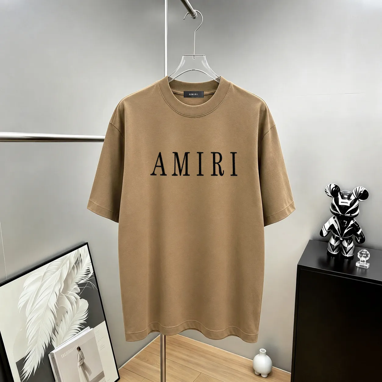 ami～ Letter logo three-dimensional embroidery technology "differentiating currency fabrics" 7A antibacterial short-sleeved tee, the upper body is very comfortable, Same Style half-sleeves for men and women, dropped shoulders and loose version Color: Black White Coffee Brown Size: S (90-130 pounds) M (125-150 pounds) L (135-165 pounds) XL (160-190 pounds) XXL (185-220 pounds)